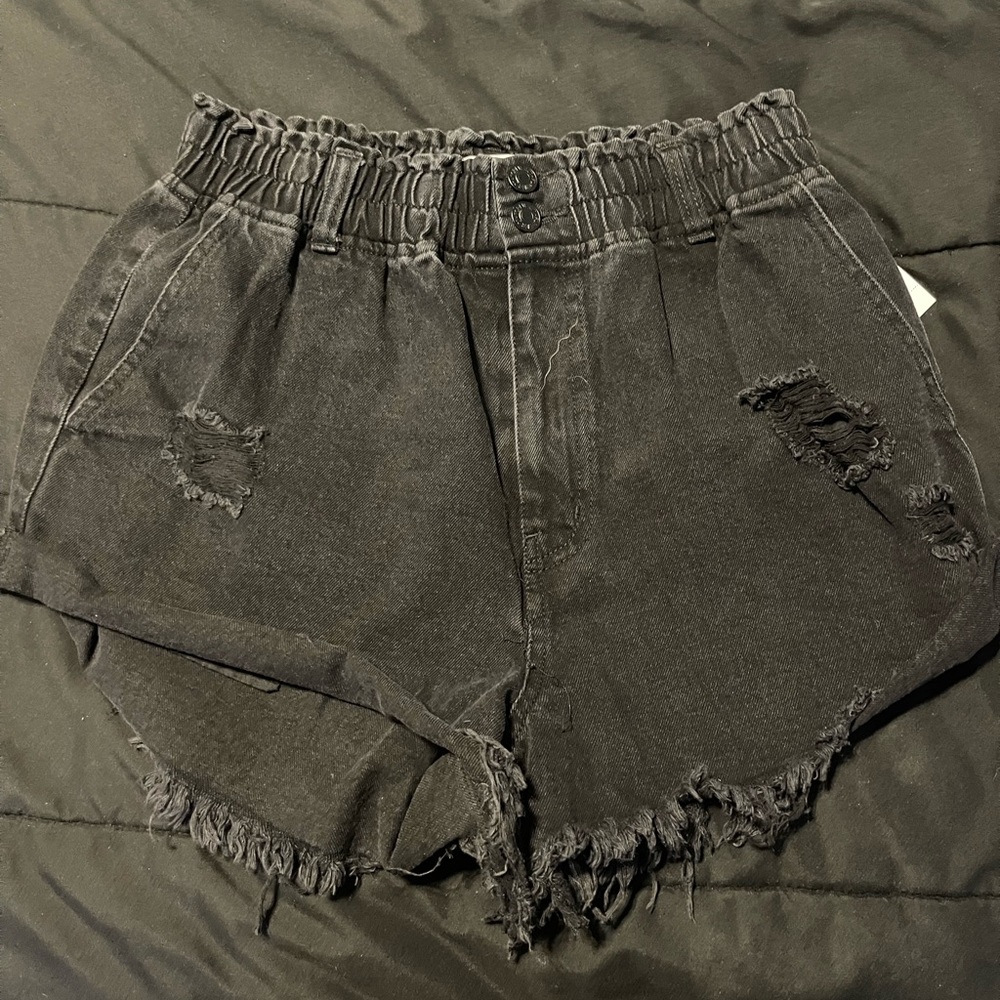Forever 21 black jean short size medium